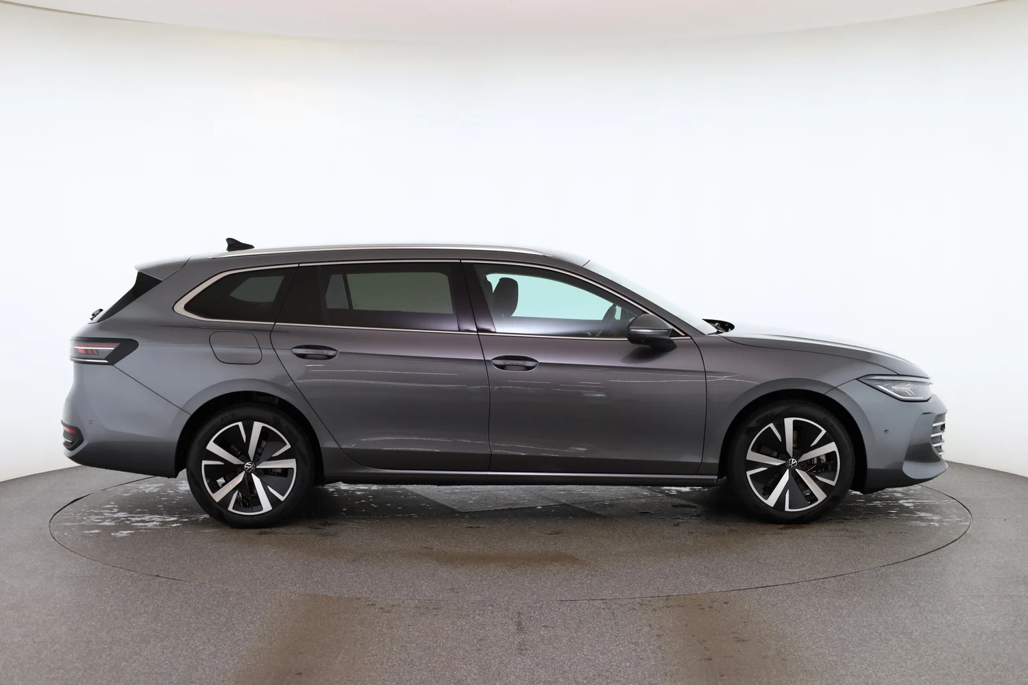 Bild eines VW Passat Variant Business eHybrid 150kW