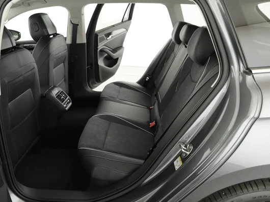 Bild eines VW Passat Variant Business eHybrid 150kW