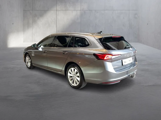 Bild eines Škoda Superb Combi Selection TDI DSG