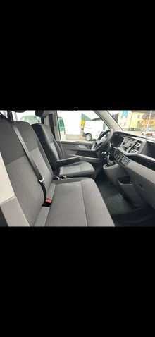 VW Transporter Kombi TDI in candyweiß