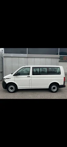 VW Transporter Kombi TDI in candyweiß
