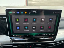 VW Golf Variant Business mHeV DSG in Delfingrau Metallic