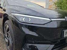 VW ID.7 Tourer Pro S 210 kW Business-86 kWh in Grenadillschwarz Metallic