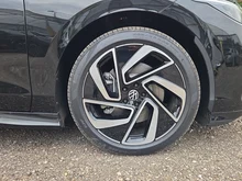 VW ID.7 Tourer Pro S 210 kW Business-86 kWh in Grenadillschwarz Metallic