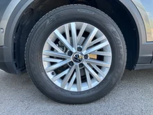 VW T-Roc Life TSI in Indium Grau Metallic