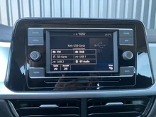 VW T-Roc Life TSI in Indium Grau Metallic