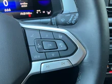 VW T-Roc Life TSI in Indium Grau Metallic