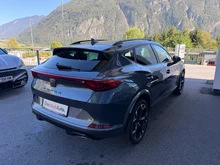 CUPRA Formentor 2.0 TDI 150 PS DSG 4Drive in Magnet-Grau Metallic