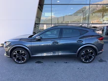 CUPRA Formentor 2.0 TDI 150 PS DSG 4Drive in Magnet-Grau Metallic