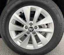 Thumbnail-Foto von Fahrzeug