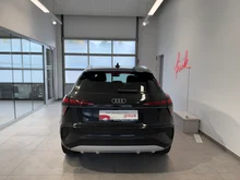 Audi Q3 TDI 110 kW  intense in Mythosschwarz Metallic