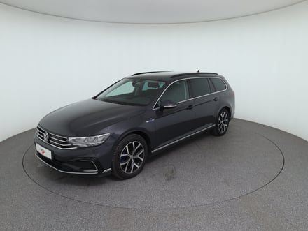 VW Passat GTE Variant
