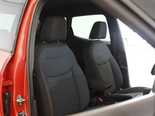 SEAT Arona Style Edition 1.0 TSI DSG in Liminal-Rot Dach Nacht-Schwarz
