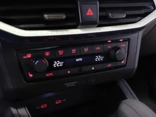 SEAT Arona Style Edition 1.0 TSI DSG in Liminal-Rot Dach Nacht-Schwarz