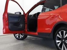 SEAT Arona Style Edition 1.0 TSI DSG in Liminal-Rot Dach Nacht-Schwarz