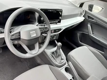 SEAT Ibiza Reference Edition 1.0 80PS in Nacht-Schwarz Metallic