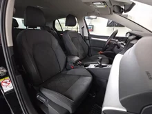 VW Golf Rabbit 45 TSI in Deep Black Perleffekt