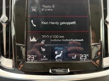 Volvo V60 Cross Country Pro AWD in weiß