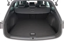 SEAT Leon SP Kombi FR Edition 1.5 TSI 115 PS in Candy-Weiß