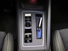 VW Golf Variant Business mHeV DSG in Pure White