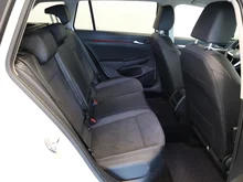 VW Golf Variant Business mHeV DSG in Pure White