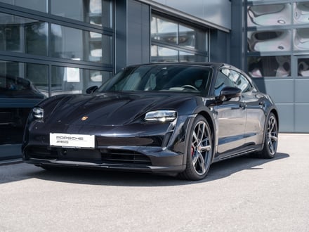 Porsche Taycan 4S Cross Turismo