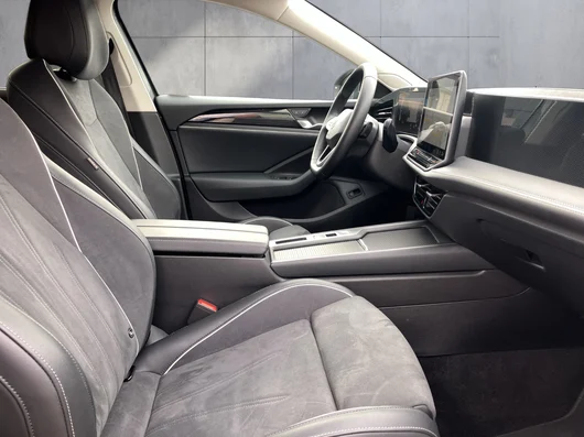 Bild eines VW Passat Variant Business TDI DSG