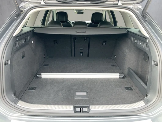 Bild eines VW Passat Variant Business TDI DSG