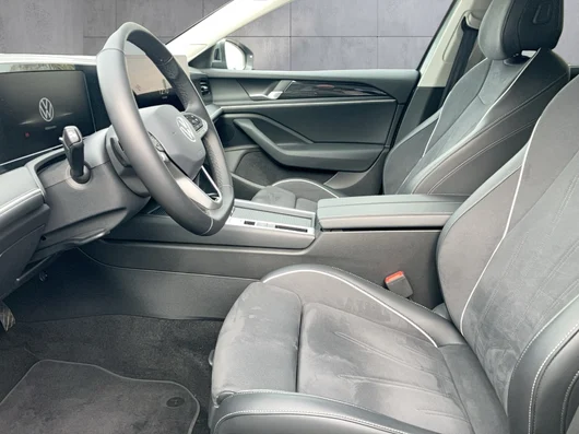 Bild eines VW Passat Variant Business TDI DSG