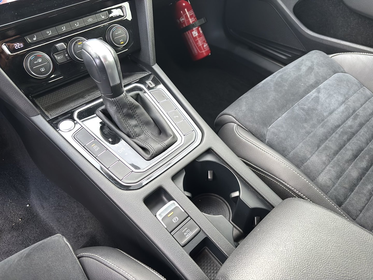 VW Passat Variant Elegance TDI DSG | Bild 22 von 31