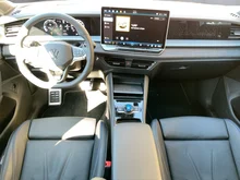 VW Tayron Sport TDI 4MOTION DSG in Grenadillschwarz Metallic