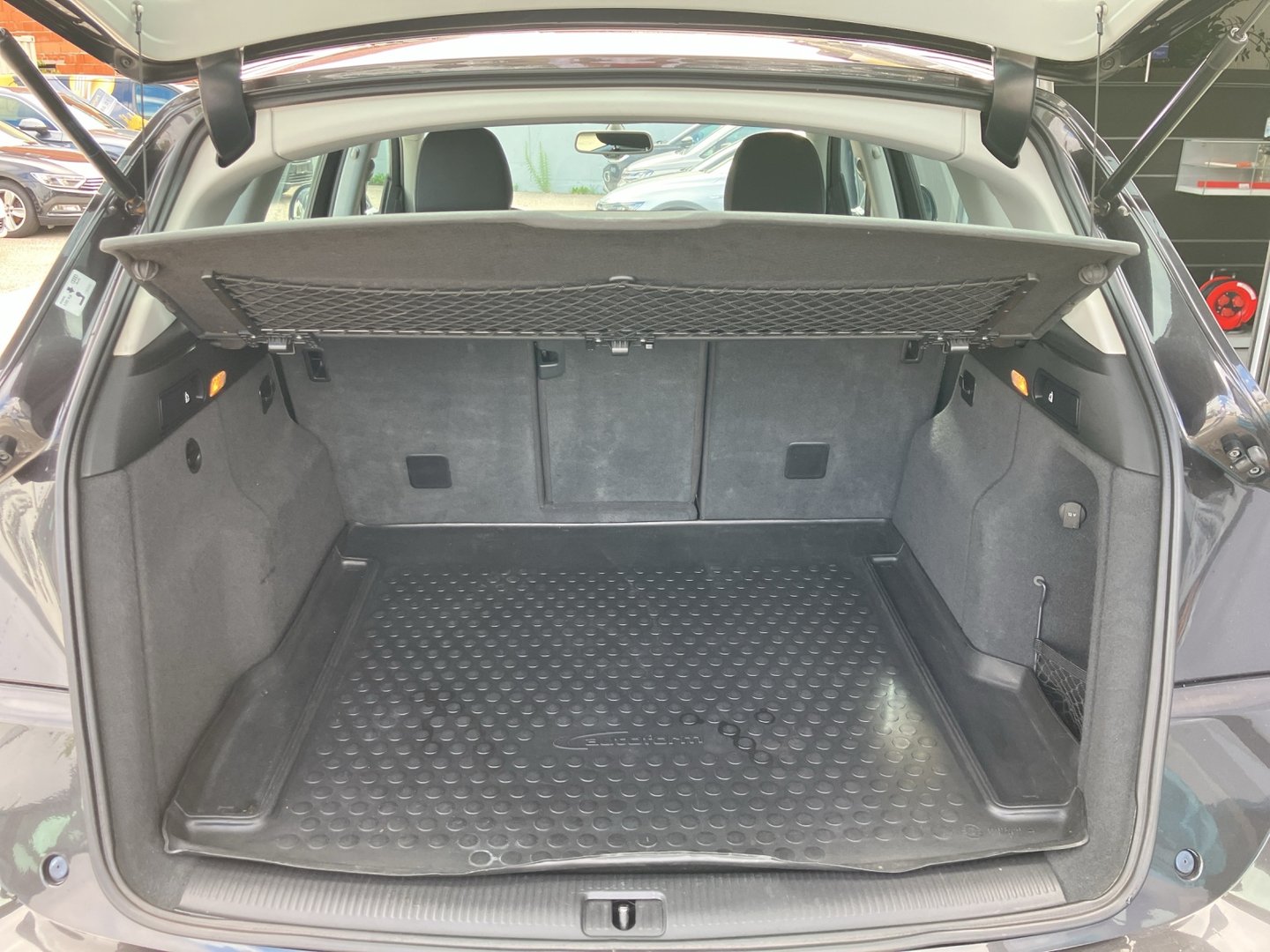 Audi Q5 2.0 TDI quattro | Bild 16 von 19
