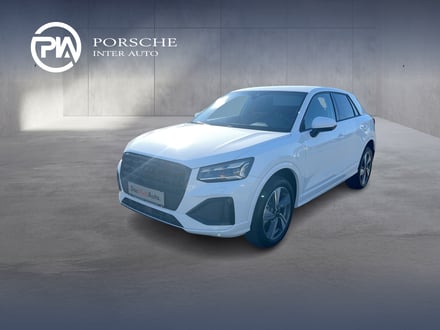 Audi Q2 30 TFSI admired