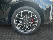 Audi Q3 e-hybrid 200 kW in Mythosschwarz Metallic