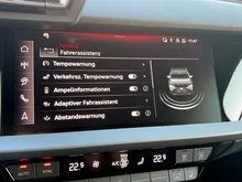 Audi A3 Sportback 30 TFSI in Brillantschwarz