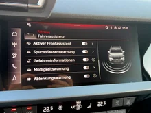 Audi A3 Sportback 30 TFSI in Brillantschwarz