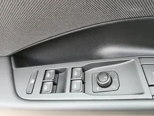 VW T-Roc Life eTSI DSG in Wolf Grey Dach Black Uni