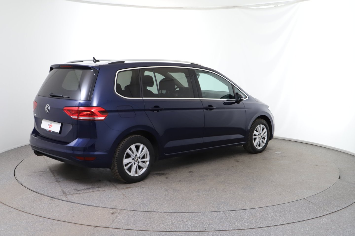 VW Touran Highline TDI SCR DSG | Bild 5 von 33