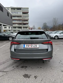 Škoda Octavia Combi Selection TSI mHEV DSG in 5X Graphite Grau Metallic
