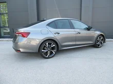 Thumbnail-Foto von Fahrzeug