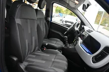 Fiat Panda 1,2 69 4x2 Cross in hellblau - normal