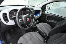 Fiat Panda 1,2 69 4x2 Cross in hellblau - normal