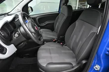 Fiat Panda 1,2 69 4x2 Cross in hellblau - normal