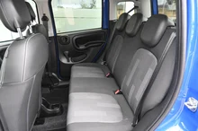 Fiat Panda 1,2 69 4x2 Cross in hellblau - normal