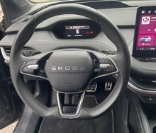 Škoda Enyaq Sportline 85 in Olibo-Grün Metallic