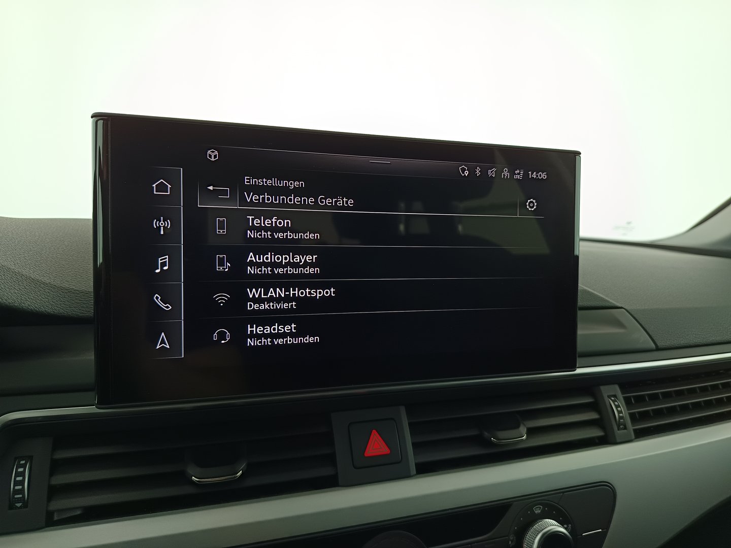 Audi A4 Avant 30 TDI | Bild 26 von 33