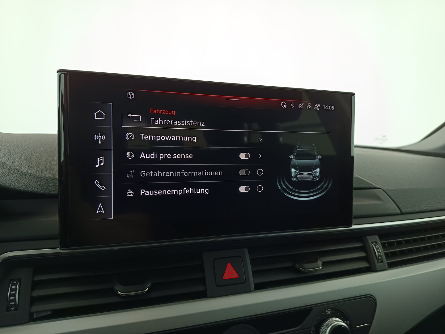 Audi A4 Avant 30 TDI | Bild 24 von 33