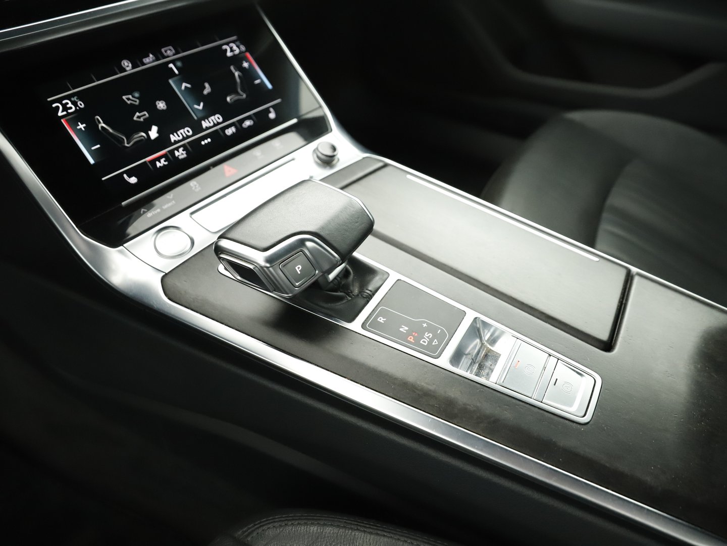 Audi A6 Avant 40 TDI quattro Design | Bild 6 von 15