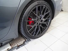 Audi A6 Avant quattro TDI 220 kW in Daytonagrau Perleffekt