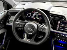 Audi A3 Sportback 30 TFSI in Brillantschwarz